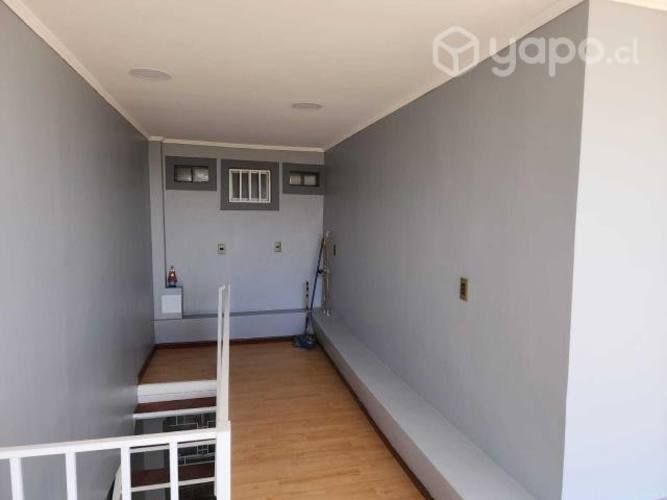 Se arrienda 2do piso de casa