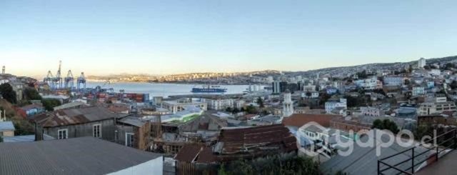 Casa con inmejorable vista de valparaiso