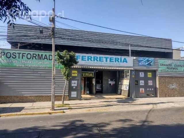 Propiedad comercial avenida santa rosa