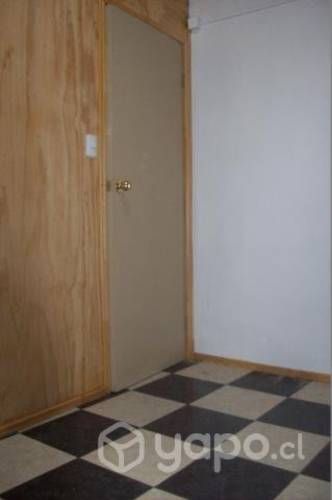 Arriendo casa interior