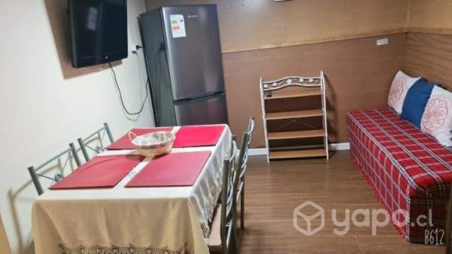 Casa interior amoblada con consumos para pareja