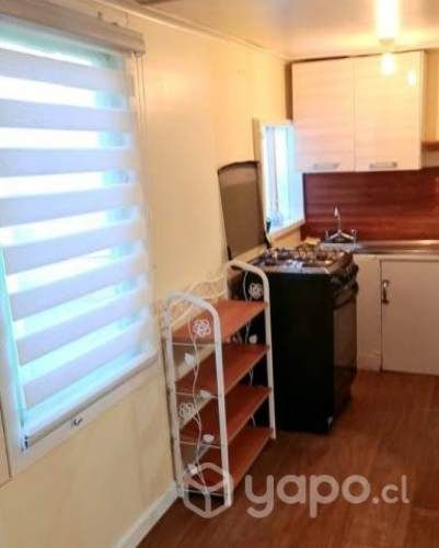 Casa interior amoblada con consumos para pareja