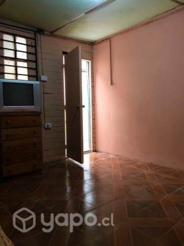 Arriendo pieza amoblada la florida