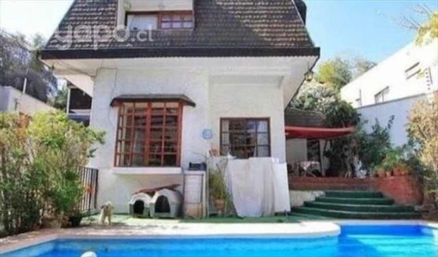 Pieza con pensión a estudiante