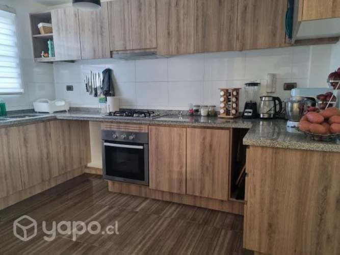 Casa interior condominio (vende su dueño)