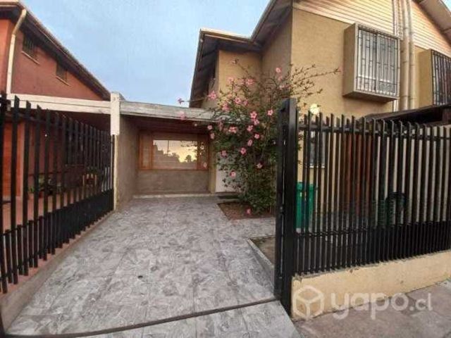 Excelente casa de dos pisos,Villa Maestranza