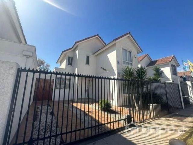 Casa sector Rosario de Peñuelas