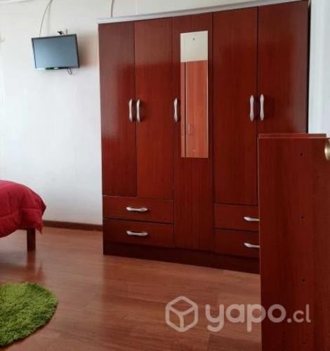 Pieza completamente amoblada