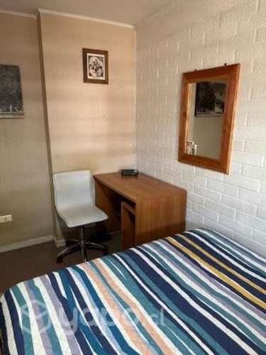 Arriendo dormitorio a estudiante