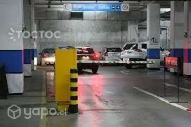 Estacionamiento Suecia 151 Providencia