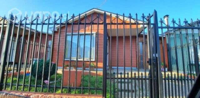 Casa en sector fundo del carmen