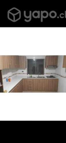 Casa sólida a cuadras del mall