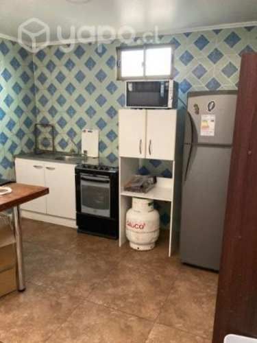 Se arriendan piezas amobladas ( Sector Hospital )