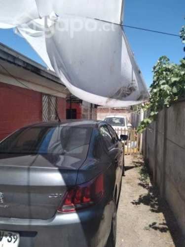 Dos casas solidas, 336 m2, habitables, remodelar