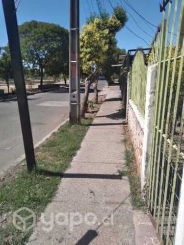 Dos casas solidas, 336 m2, habitables, remodelar