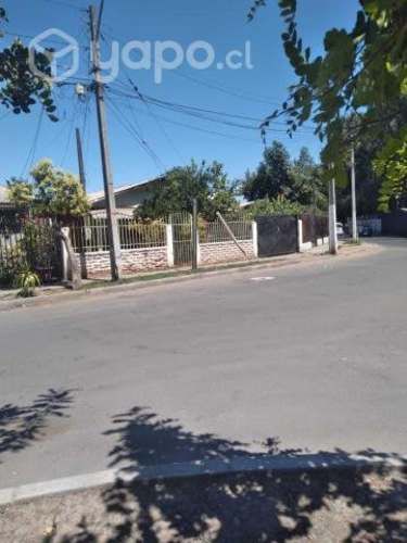 Dos casas solidas, 336 m2, habitables, remodelar