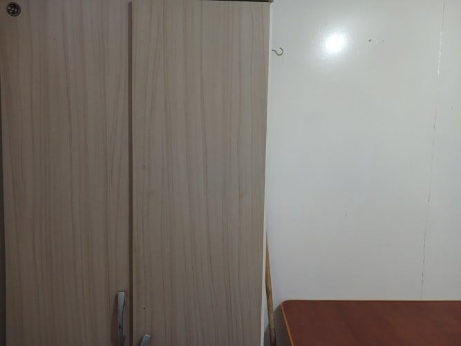 Pieza amoblada para dama o caballero