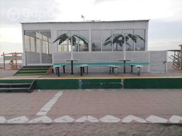 Local playa recien remodelado