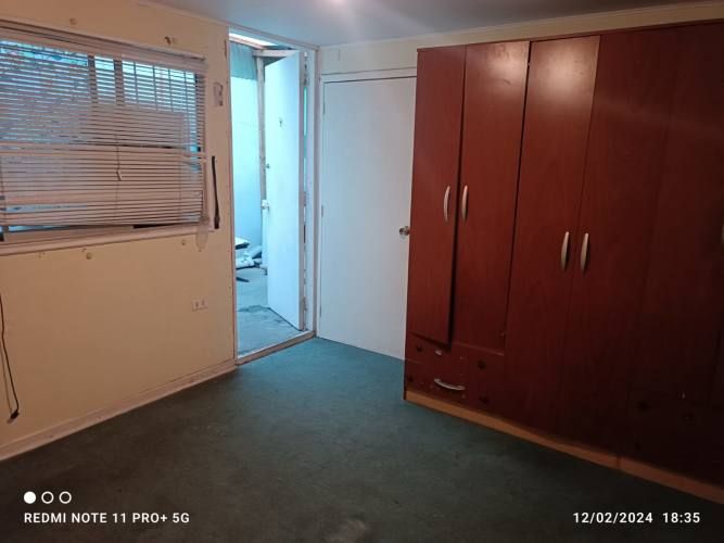 Dormitorios en casa , metro las rejas