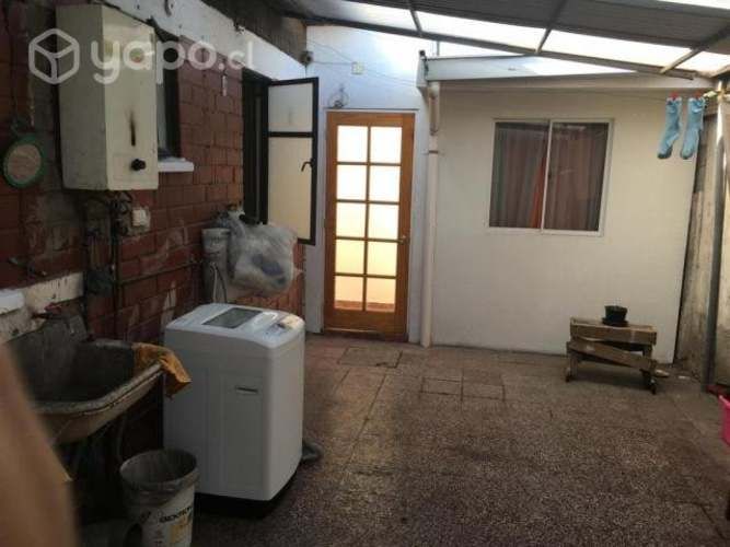 Pieza frente Mall vespucio