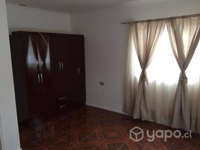 Pieza frente Mall vespucio