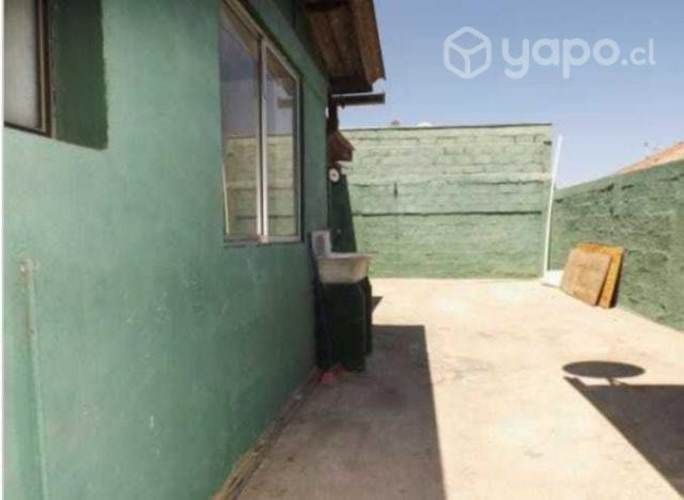 VENTA - Casa en Av.Cuatro Esquina y los Perales - LA SERENA
