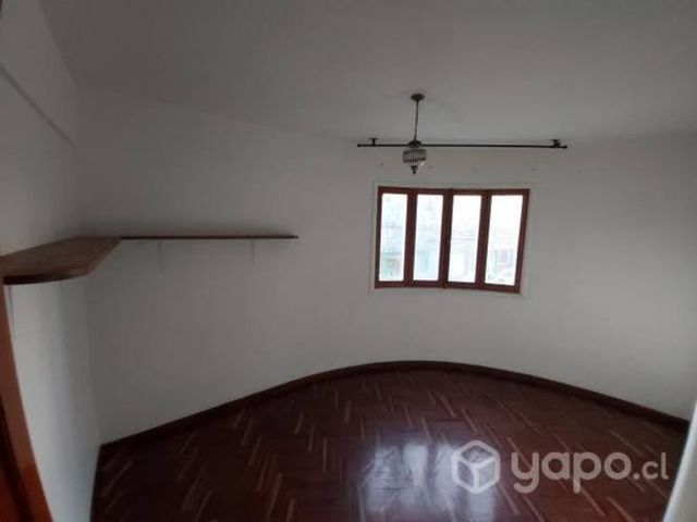 Se arrienda Depto casa 2 piso en Centro Arica