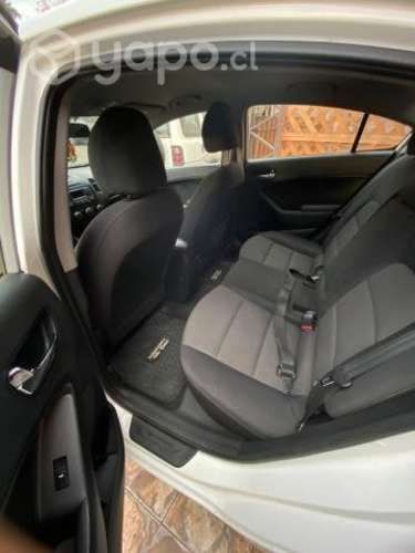 Kia motors cerato 2014