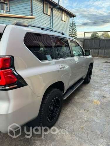 Toyota land cruiser prado 2021