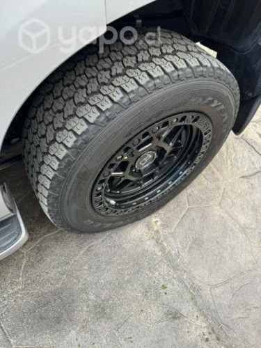 Toyota land cruiser prado 2021