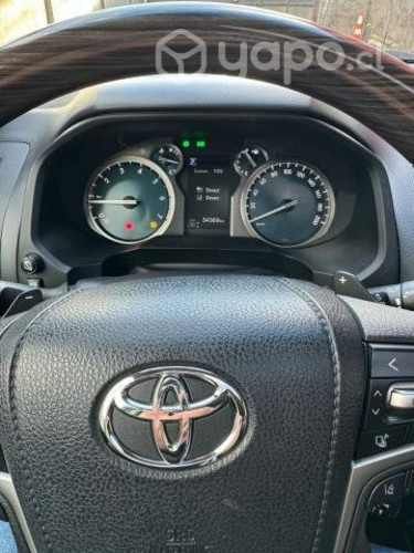 Toyota land cruiser prado 2021
