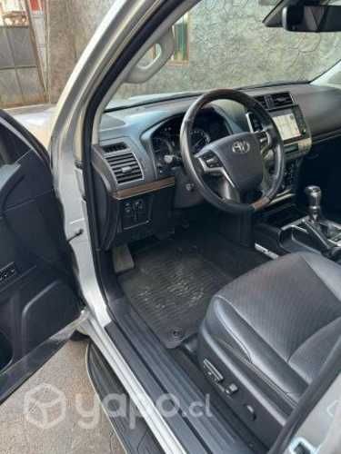 Toyota land cruiser prado 2021