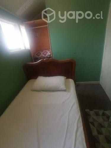 Arriendo pieza amoblada