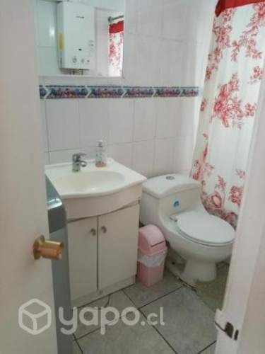 Se arrienda habitacion amoblada a estudiante