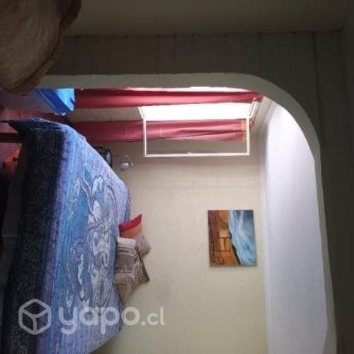 Arriendo linda pieza a mujer