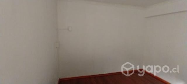 Casa interior en arriendo