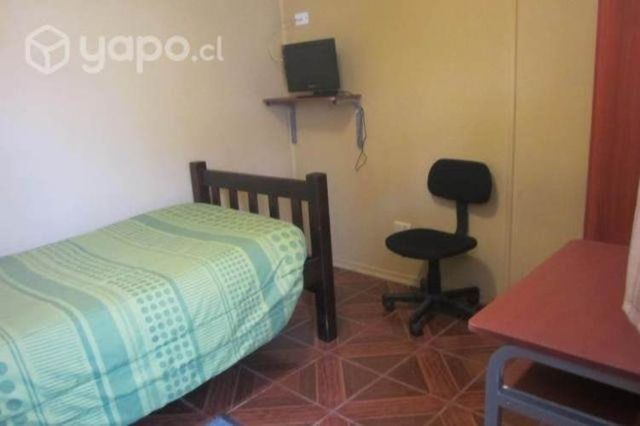 Pieza en calama solo varones