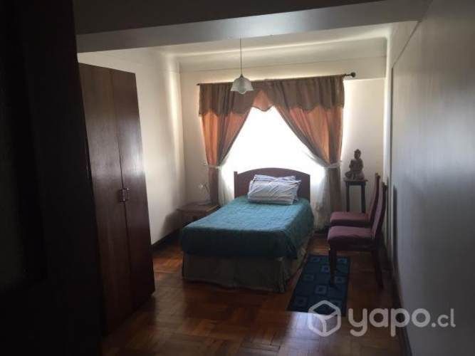 Arriendo amplia pieza SOLO ESTUDIANTE