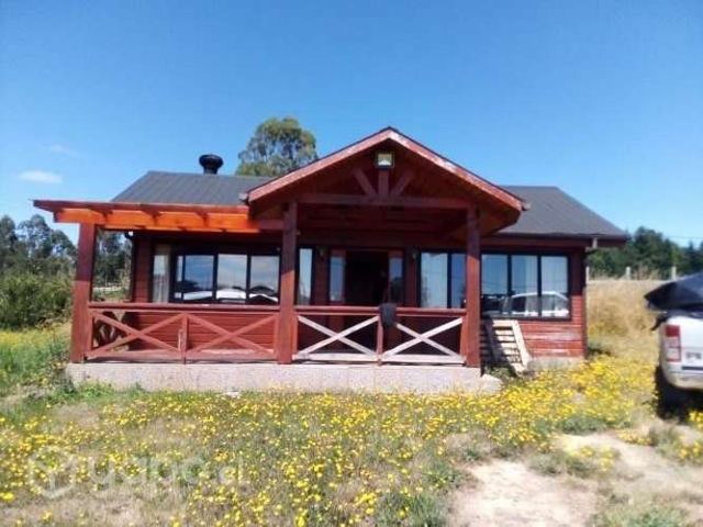 Se vende casa con parcela de 5000mt2 camino real