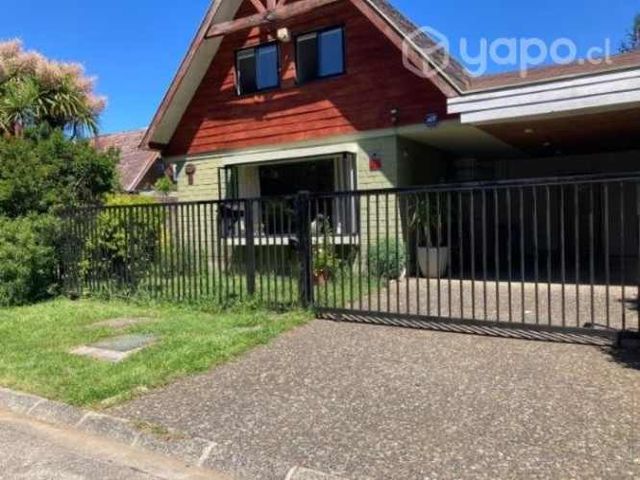 Casa en barrio residencial El bosque