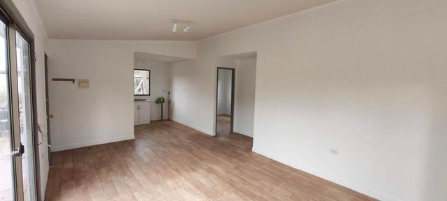 Casa batuco 2 dormitorios 1 baño, 2 estacionamientos, sector tranquilo