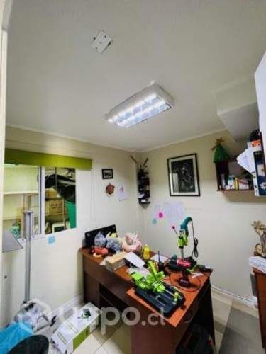 Casa 3 niveles con 2 departamentos independientes