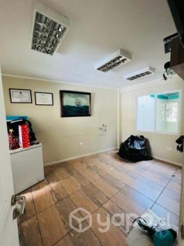 Casa 3 niveles con 2 departamentos independientes