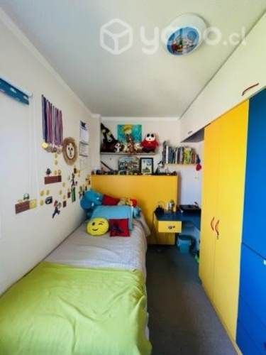 Casa 3 niveles con 2 departamentos independientes