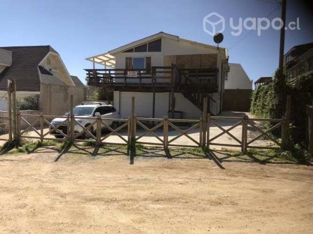 Algarrobo vendo 2 casas a 1 cuadra la playa dueño
