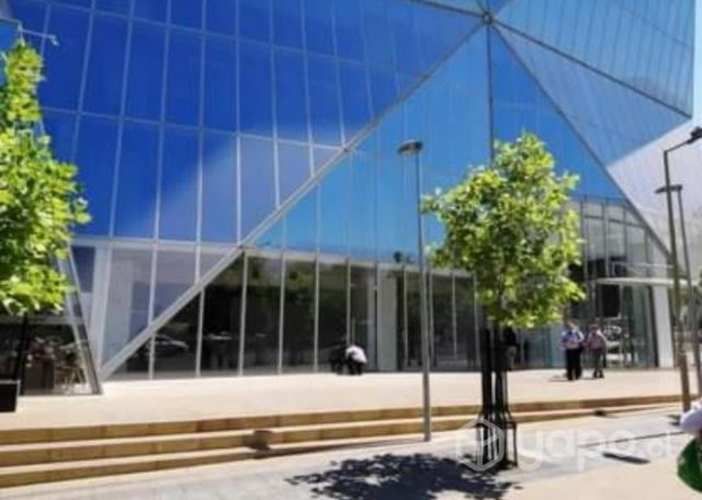 Local Comercial ubicado en Apoquindo- Noruega