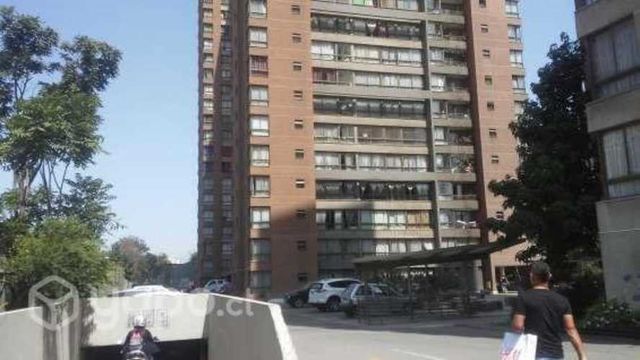 Departamento como nuevo con estacionamiento