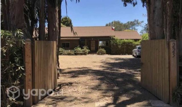 Amplia Casa en Las Rocas de Santo Domingo