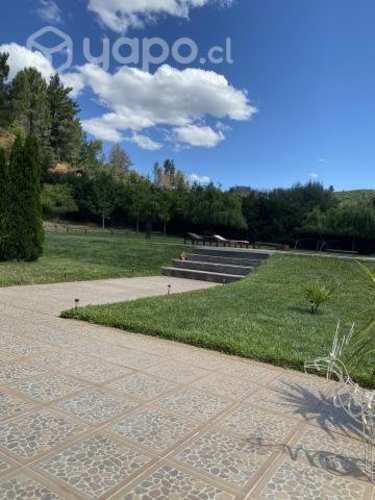 Parcela 5000 m2 con casa y piscina