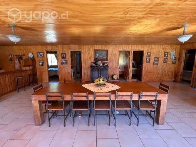 Parcela 5000 m2 con casa y piscina